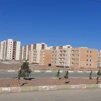 آپارتمان نوساز در قلب پرند/۸۴متری با پارکینگ مسقف