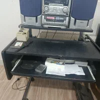 میز کامپیوتر با صندلی گردان