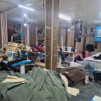 خیاط ووسط کار