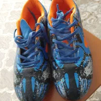 کفش استوک فوتبالی مخصوص چمن سایز۳۶