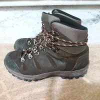 کفش کوهنوردی وسنگنوردی