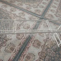 آبچکان پشت پنجره|آب‌چکان و نظم‌دهنده ظروف|قم, میرزائیه|دیوار