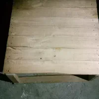 نیمکت چوبی
