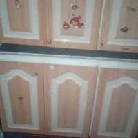 سه عدد کابینت استش هر سال تا باهم میدم