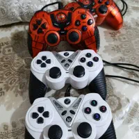 دسته بازی کامپیوتر سالم و تمیز دو مدل خاص