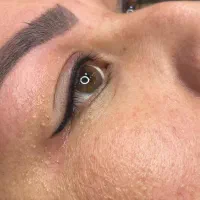 آموزش و خدمات مرکز تخصصی آرایش دائم و زیبایی