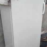 آگهی فروش یک عدد یخچال فریزر