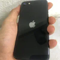 iphone se 2020 128 بشرط سلامت