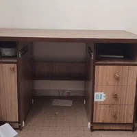 میز چوبی