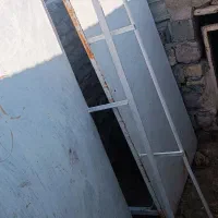 تخت آهنی