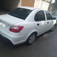ساینا اس مدل ۴۰۱