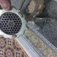 چرخ گوشت دستی آنتیک|کلکسیون اشیاء عتیقه|بهارستان, |دیوار