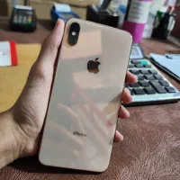 ایفون Xs max
