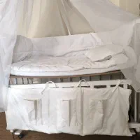 تخت و گهواره کودک