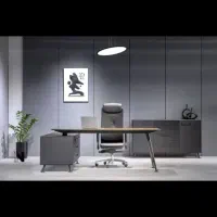 استخدام خانم جوان برای دورکاری و آقای بازنشسته