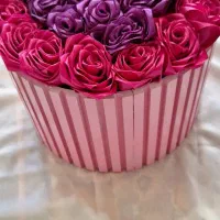 گل روبانی|گل مصنوعی|بروجن, |دیوار