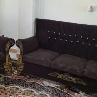 یه دسته مبل هفت نفره به فروش می رسد