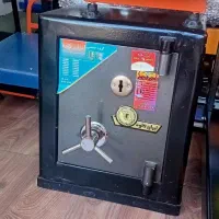 گاوصندوق دست دوم سایز کوچک خانگی سالم ترازو