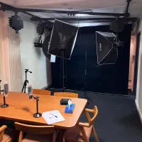 اجاره استودیو برای تولید محتوا|اجارهٔ کوتاهمدت دفتر کار و فضای آموزشی|تهران, یوسفآباد|دیوار