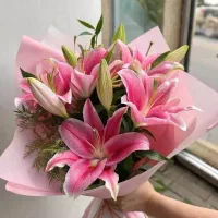 تخفیف ویژه در انواع باکس و دسته گل