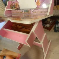میز تحریر کودک