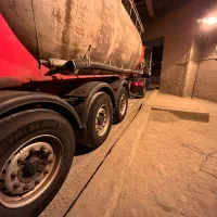 بونکر حمل سیمان|خودرو سنگین|فیروزکوه, |دیوار