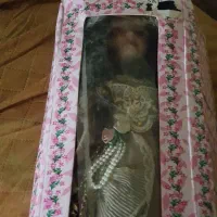 عروسک دکوراتیو