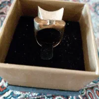 انگشتر ریخته جهان