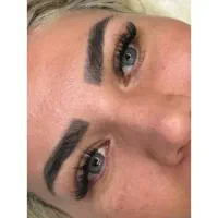 اکستنشن مژه،کاشت مژه،لیفت ولمینت