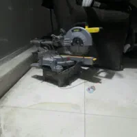 فارسی بر عمود بر