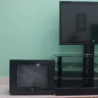 تلویزیون 42 اینچ JVC + تلویزیون 21 اینچ