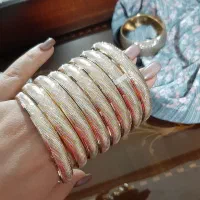 طلابدون اجرت ۲۰۰ بالای تابلو