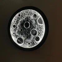 دکوری تابلو ماه و کنسول چوبی