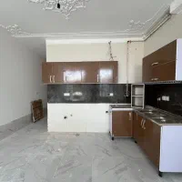 واحدی ۹۰ متر دو خواب همکف ماشین رو|فروش آپارتمان|شیراز, کوشک میدان|دیوار