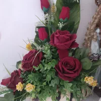 گل مصنوعی همراه گلدان