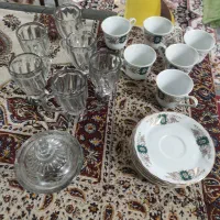 یکدست فنجان و یکذست لیوان دسته دار چایخوری