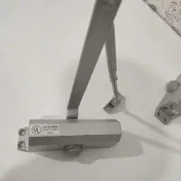 جک آرام بند کره‌ای|ابزارآلات|مشهد, نیزه|دیوار