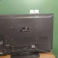 تلویزیونlcd توشیبا42اینچ|تلویزیون و پروژکتور|شیراز, شهرک آرین|دیوار