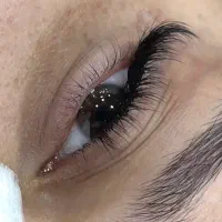 اکستنشن مژه با بهترین متریال