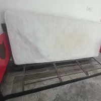 تخت و تشک