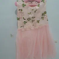 پیراهن مجلسی و شلوار لی دخترانه