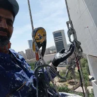 خدمات کار ارتفاع پیچ ورولپلاک برق نما طناب بندباز