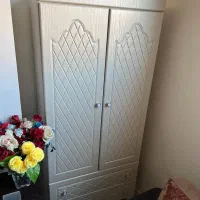 کمد کودک سفید صدفی در حد نو