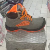 لباس کار|لباس|آستانه اشرفیه, |دیوار