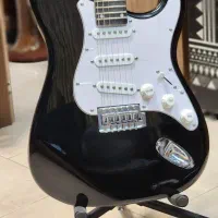 گیتار الکتریک طرح فندر