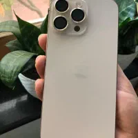 ایفون ۱۶ پرو مکث