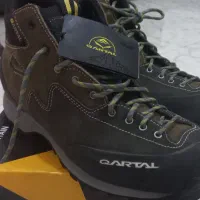 کفش کوهستان|کوهنوردی و کمپینگ|اهواز, گلستان|دیوار