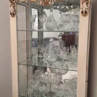 ویترین شیشه ایی در حد نو سالم