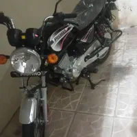 موتور پیشرو ۲۰۰ سالم