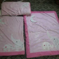 پتو وتشک‌ نوزاد